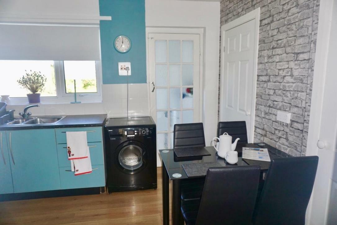 Ednyfed South Stack Road Villa Holyhead Esterno foto